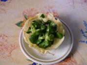 Feldsalat im Parmesannest - Rezept