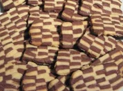 Schwarz-weißes Streifengebäck - Rezept