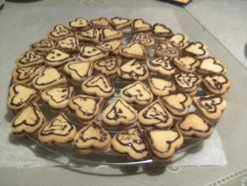 Rezept: Nougat-Herzen Bild Nr. 6 Nougat-Herzen - Rezept - Bild Nr. 6