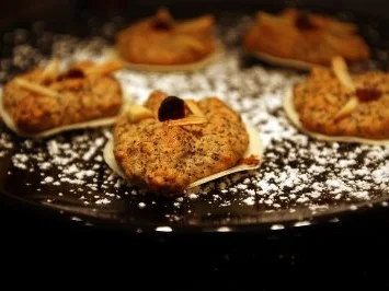 Rezept: Mohnmakronen Bild Nr. 3 Mohnmakronen - Rezept - Bild Nr. 3