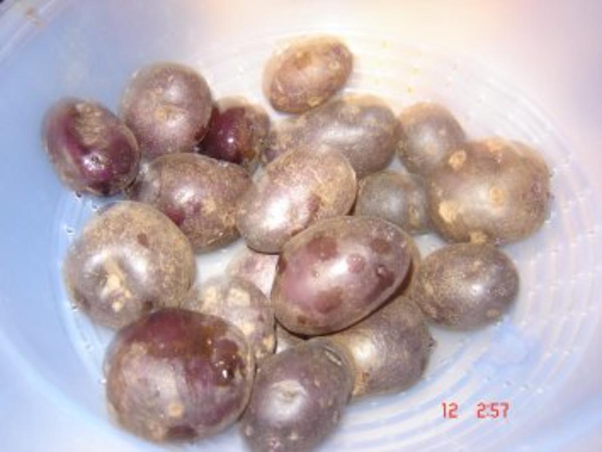 Huhn mit Lila Kartoffeln und Champignons aus dem Backofen - Rezept - Bild Nr. 2