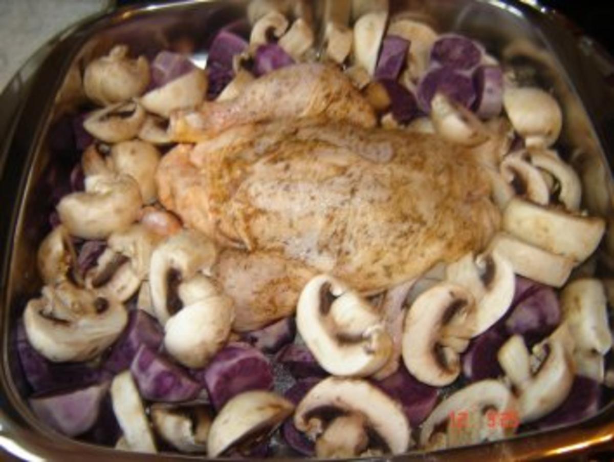 Huhn mit Lila Kartoffeln und Champignons aus dem Backofen - Rezept - Bild Nr. 6