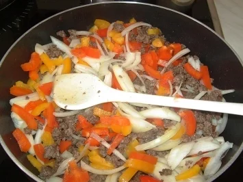 Rezept: Weizen-Pfanne mit Hack und Gemüse Weizen-Pfanne mit Hack und Gemüse - Rezept