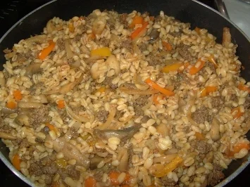 Rezept: Weizen-Pfanne mit Hack und Gemüse Weizen-Pfanne mit Hack und Gemüse - Rezept