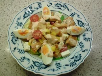 Salat mit Hühnerstreifen - Rezept