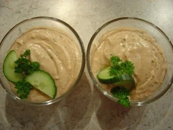 Rezept: Dip mit Sardellenpaste, der Herzhafte Bild Nr. 2 Dip mit Sardellenpaste, der Herzhafte - Rezept - Bild Nr. 2