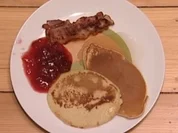 Pflaumen-Zimt-Eis und Honigkuchenturm - Rezept