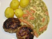 Hackfleischklopse mit Mischgemüse und Salzkartoffeln - Rezept
