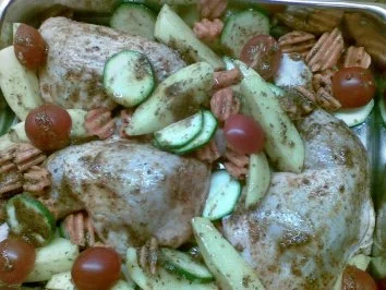 Hähnchenschenkel im bunten Gemüsebett - Rezept - Bild Nr. 6