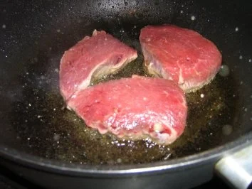 Filetsteak mit Tomaten-Paprikagemüse - Rezept - Bild Nr. 5