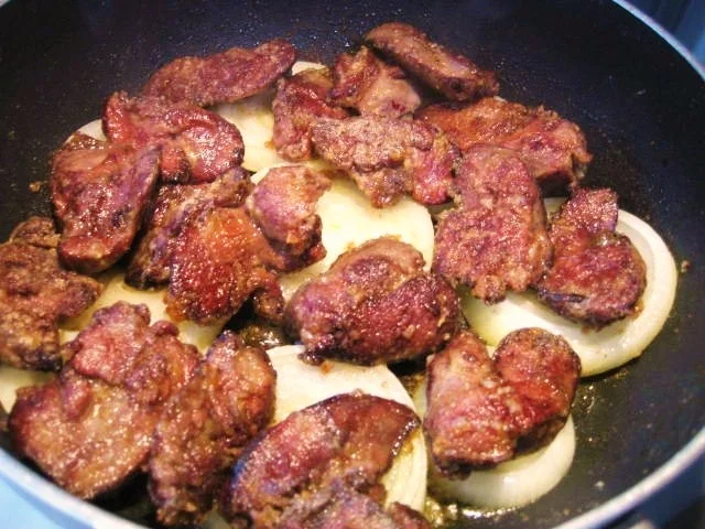 Rezept: Hähnchenleber mehliert .... Bild Nr. 12 Hähnchenleber mehliert .... - Rezept - Bild Nr. 12