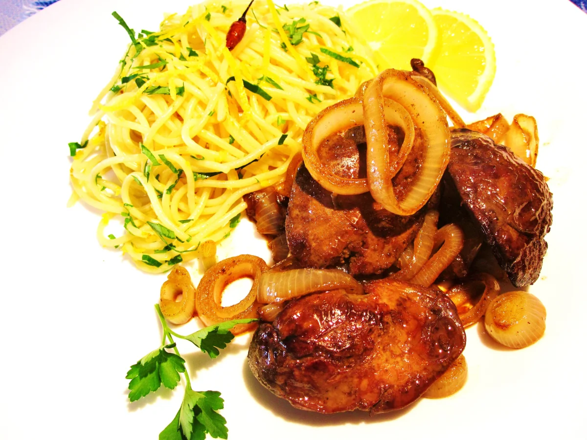 Rezept: Hähnchenleber mehliert .... Bild Nr. 15 Hähnchenleber mehliert .... - Rezept - Bild Nr. 15