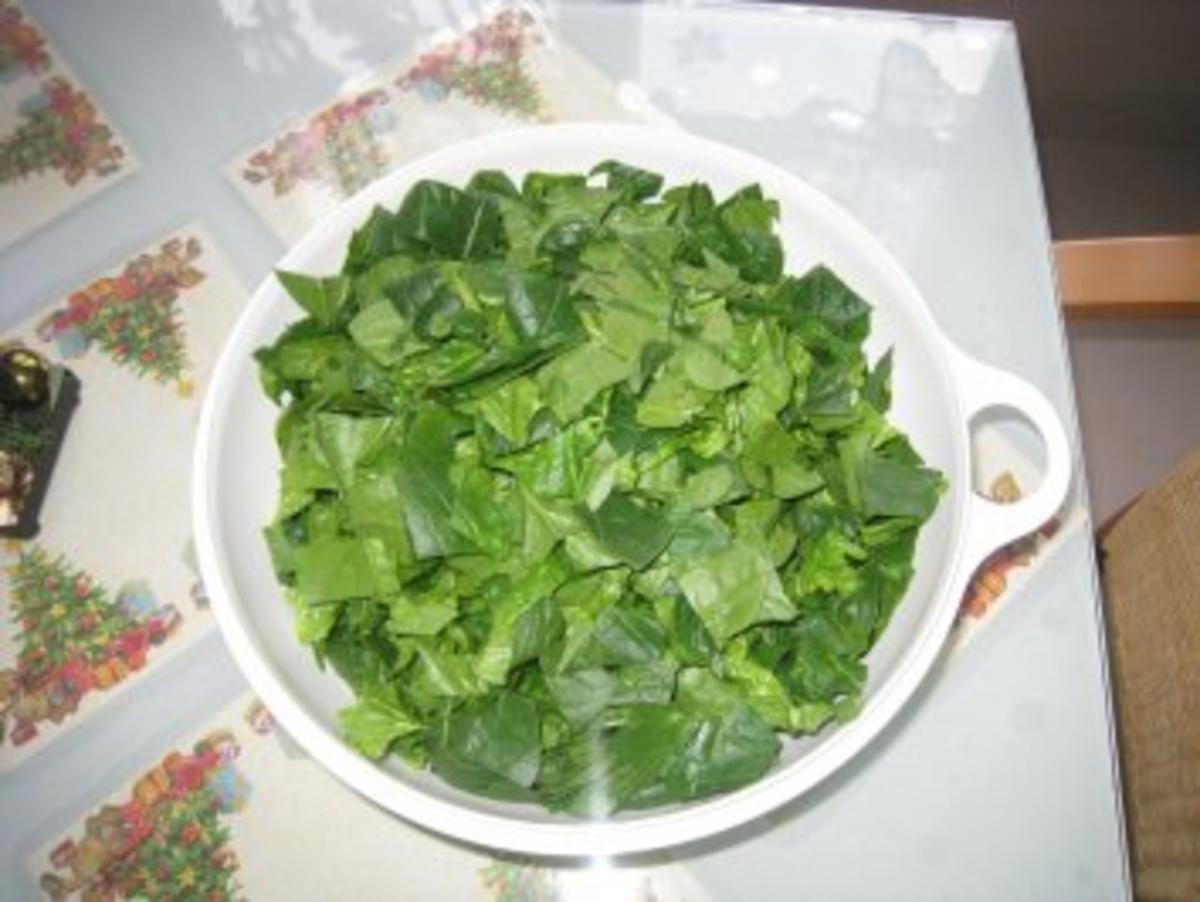 Spinat und Hackfleisch gemicht mit Knoblauchjoghurt - Rezept