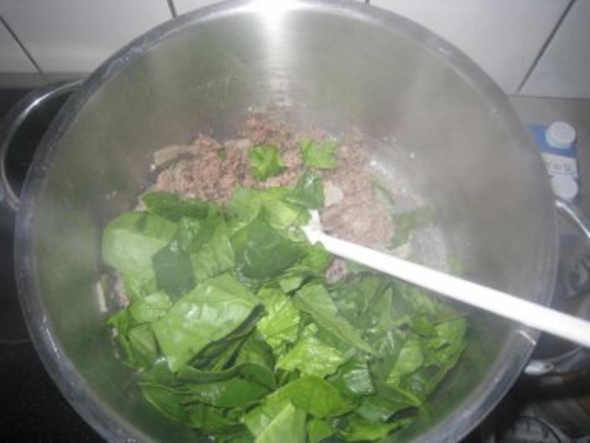 Spinat und Hackfleisch gemicht mit Knoblauchjoghurt - Rezept - Bild Nr. 4