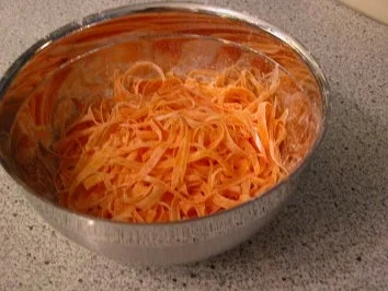 Rezept: Möhrenstroh Bild Nr. 4 Möhrenstroh - Rezept - Bild Nr. 4