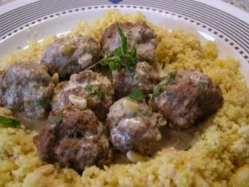 Couscous mit Zitronen-Lorbeer-Sauce - Rezept