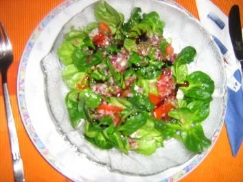 Feldsalat mt einem mediteranen Dressing - Rezept - Bild Nr. 4