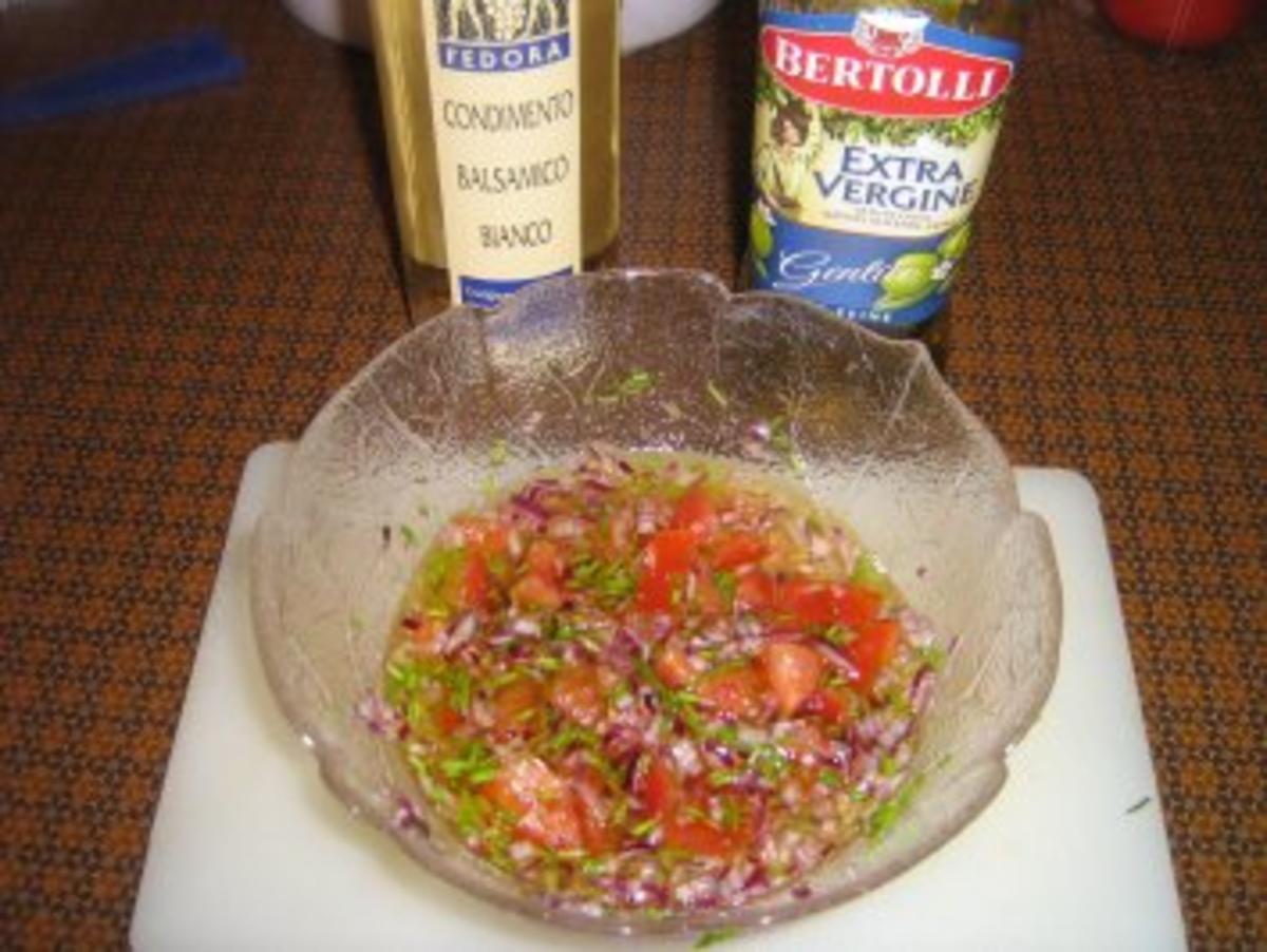 Feldsalat mt einem mediteranen Dressing - Rezept - Bild Nr. 3