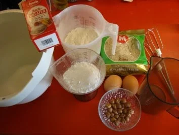 Rezept: Haselnusshäufchen (Macronen) Bild Nr. 3 Haselnusshäufchen (Macronen) - Rezept - Bild Nr. 3