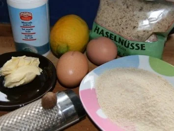 Rezept: Klare Steinpilzbrühe Bild Nr. 4 Klare Steinpilzbrühe - Rezept - Bild Nr. 4