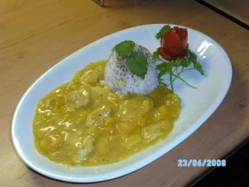 Rezept: Mango- Geflügel-Kokos-Ingwer-Cürry mit Reis Mango- Geflügel-Kokos-Ingwer-Cürry mit Reis - Rezept