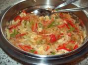 Sauerkrautsalat  mit Paprika und Apfel - Rezept