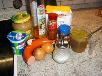 Rezept: Sauerkraut-Fleischwurst-Gulasch Bild Nr. 2 Sauerkraut-Fleischwurst-Gulasch - Rezept - Bild Nr. 2