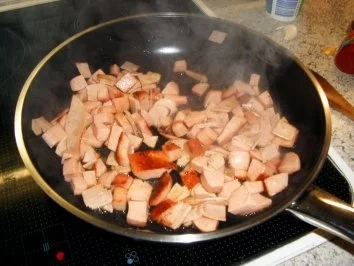 Rezept: Sauerkraut-Fleischwurst-Gulasch Bild Nr. 3 Sauerkraut-Fleischwurst-Gulasch - Rezept - Bild Nr. 3