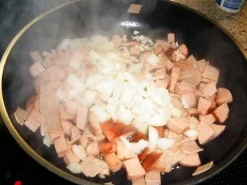 Rezept: Sauerkraut-Fleischwurst-Gulasch Bild Nr. 4 Sauerkraut-Fleischwurst-Gulasch - Rezept - Bild Nr. 4