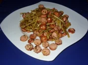 Scharfgebratene Nudeln mit Würstchen - Rezept