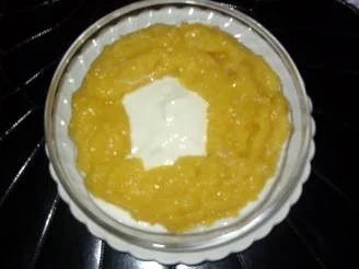 Rezept: Joghurt mit Mangopüree und Mango-Bananenkugeln und ein Hauch von Schokolade Bild Nr. 4 Joghurt mit Mangopüree und Mango-Bananenkugeln und ein Hauch von Schokolade - Rezept - Bild Nr. 4