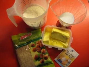 Rezept: Vanillekipferl ca. 60 St. Bild Nr. 2 Vanillekipferl ca. 60 St. - Rezept - Bild Nr. 2