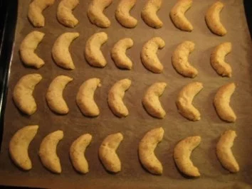 Rezept: Vanillekipferl ca. 60 St. Bild Nr. 4 Vanillekipferl ca. 60 St. - Rezept - Bild Nr. 4