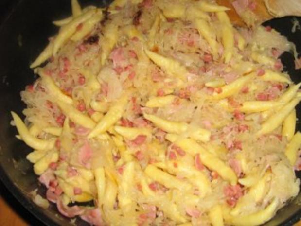 Kraut-Schupfnudeln Mit Speck Und Schinken - Rezept - Kochbar.de