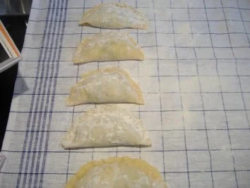 Rezept: Ravioli mit Spinat und Ricotta Bild Nr. 5 Ravioli mit Spinat und Ricotta - Rezept - Bild Nr. 5