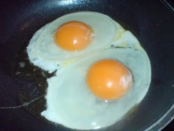 Rezept: Frühstück mit Brote, Pancakes und einer Tasse Kaffee Bild Nr. 5 Frühstück mit Brote, Pancakes und einer Tasse Kaffee - Rezept - Bild Nr. 5