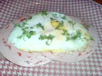 Rezept: Frühstück mit Brote, Pancakes und einer Tasse Kaffee Bild Nr. 9 Frühstück mit Brote, Pancakes und einer Tasse Kaffee - Rezept - Bild Nr. 9