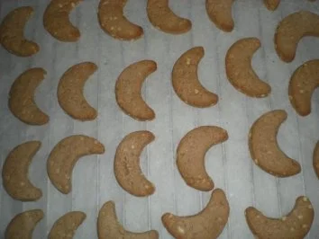 Rezept: PLÄTZCHEN- "Spekulatius- Hörnchen" PLÄTZCHEN- "Spekulatius- Hörnchen" - Rezept