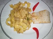 Bandnudeln mit Chinakohl und Zander - Rezept