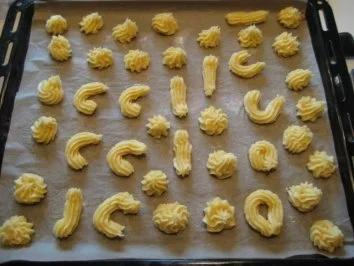 Rezept: Spritzgebäck ca. 120 St. Bild Nr. 5 Spritzgebäck ca. 120 St. - Rezept - Bild Nr. 5