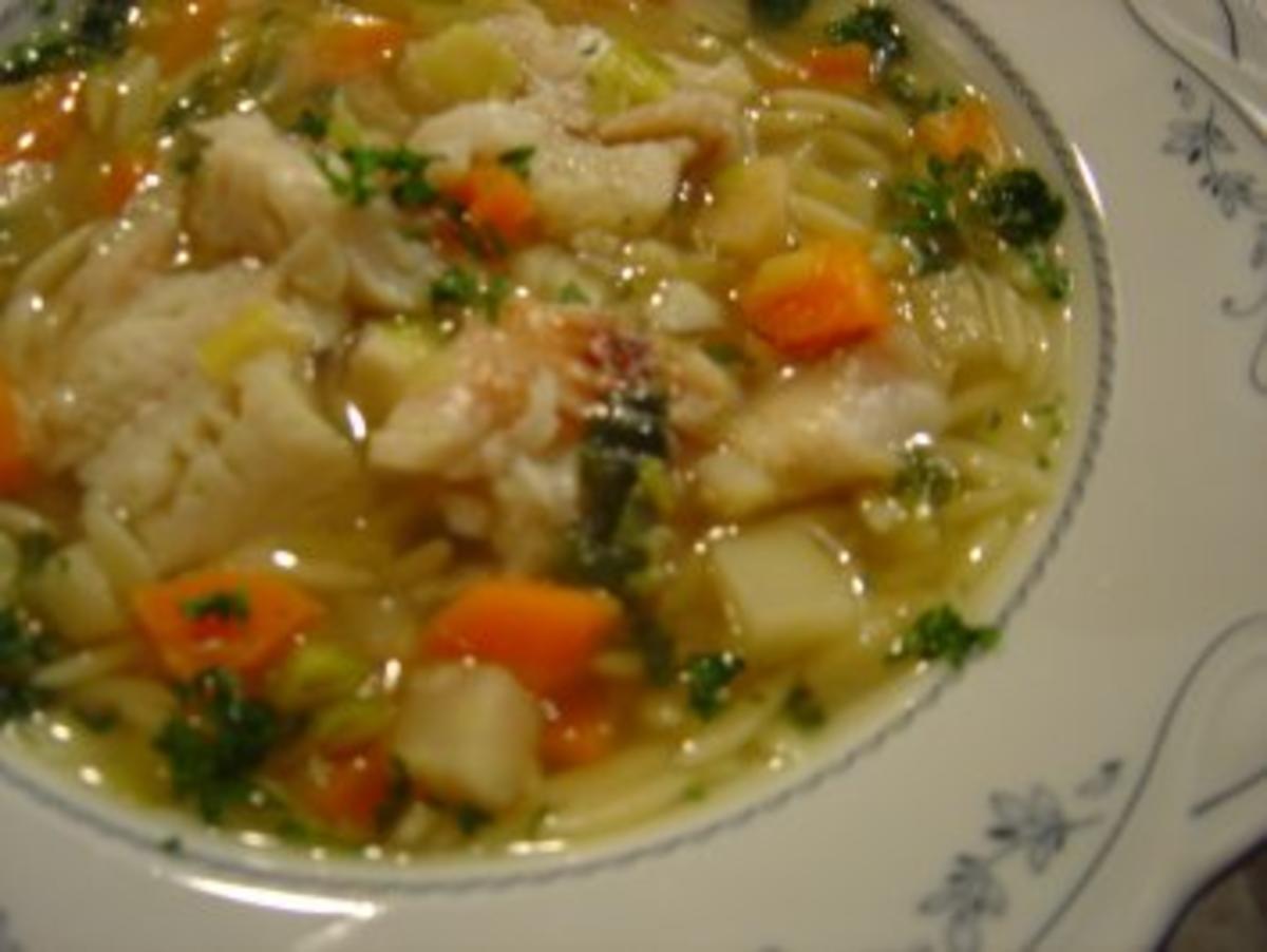 Fischsuppe, klar - kalorienarm - Rezept - Bild Nr. 2