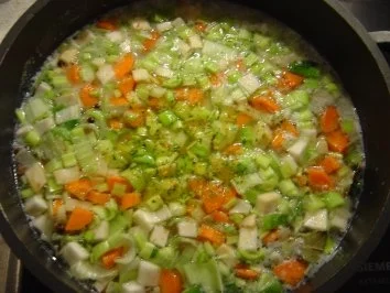 Rezept: Fischsuppe, klar - kalorienarm Bild Nr. 5 Fischsuppe, klar - kalorienarm - Rezept - Bild Nr. 5