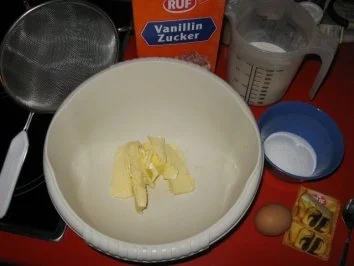 H A S E L N U S S - N O U G A T - E C K E N - Rezept - Bild Nr. 3