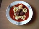 Polpettini mit Tagliatelle und Tomatensoße - Rezept