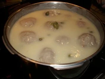 Kochklopse mit Kapernsoße - Rezept - Bild Nr. 6