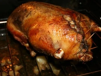 Rezept: Weihnachtsgans mit Rotkohl Bild Nr. 7 Weihnachtsgans mit Rotkohl - Rezept - Bild Nr. 7