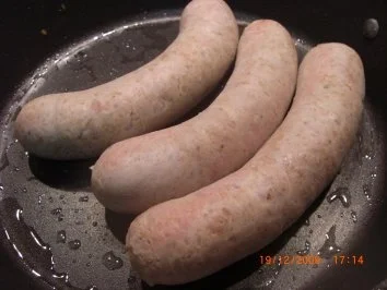 Bratwurst Willi mit Senfpüree - Rezept - Bild Nr. 3