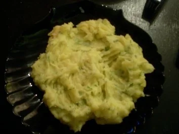 Rezept: Kräuterkartoffelpürree Kräuterkartoffelpürree - Rezept