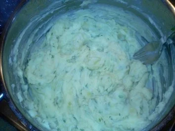 Rezept: Kräuterkartoffelpürree Bild Nr. 3 Kräuterkartoffelpürree - Rezept - Bild Nr. 3