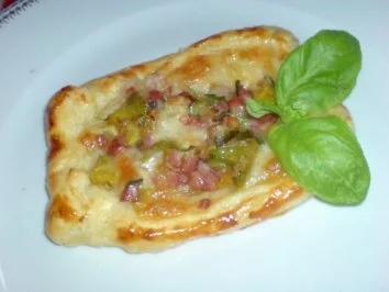 Rezept: Blätterteigkörbchen mit Schinkenspeck Bild Nr. 2 Blätterteigkörbchen mit Schinkenspeck - Rezept - Bild Nr. 2